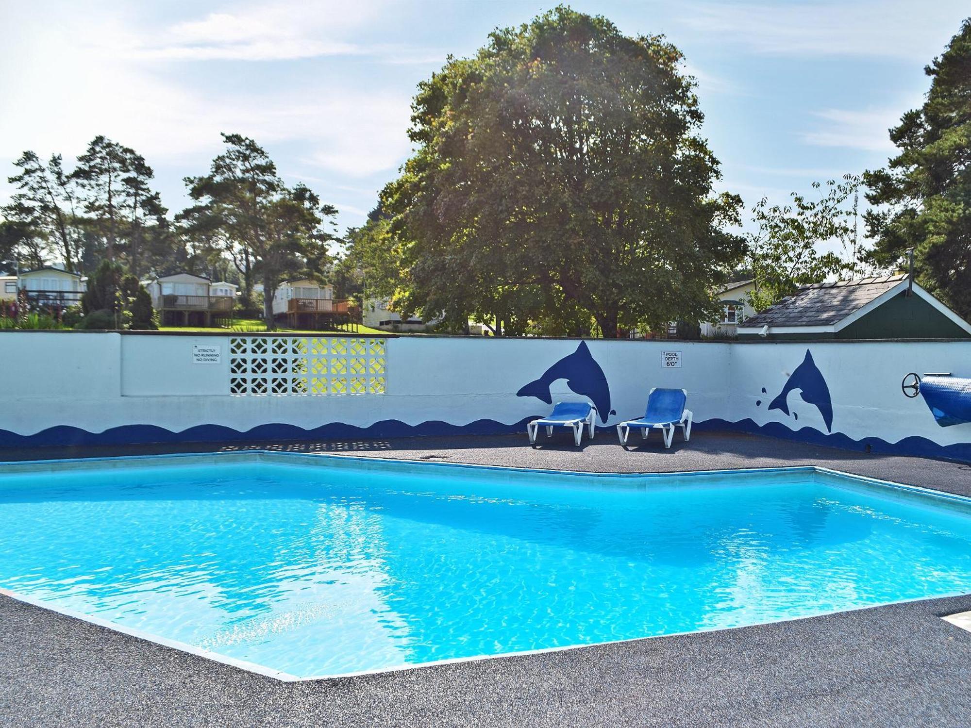 Hay Barn - Dinas Country Club Villa Bagian luar foto